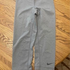 Nike pro Capri